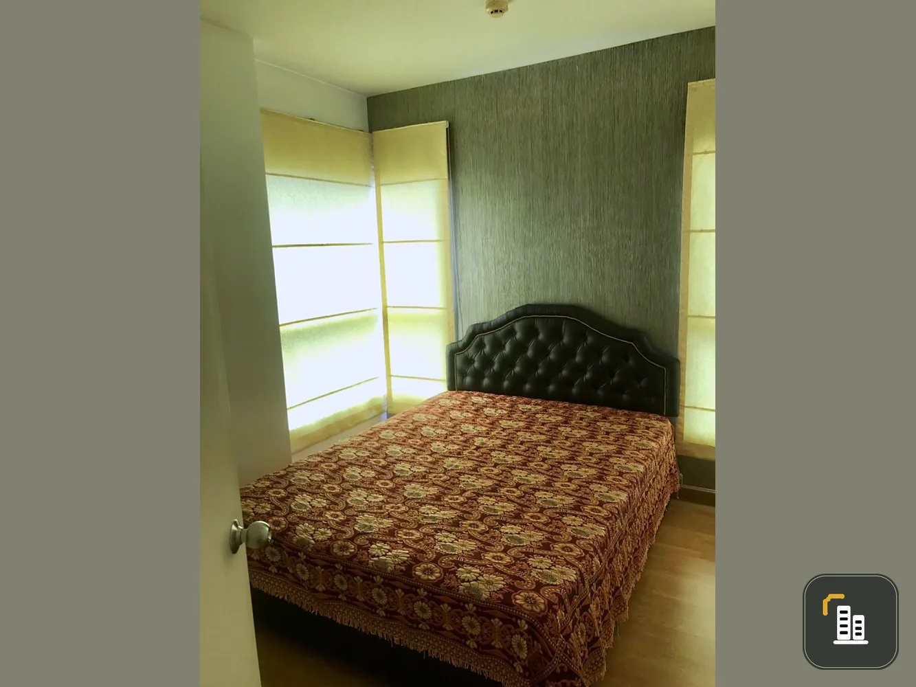 Urgent sale !! Condo The Parkland Grand Taksin, great location, near BTS Talat Phlu, do not delay, book now !!