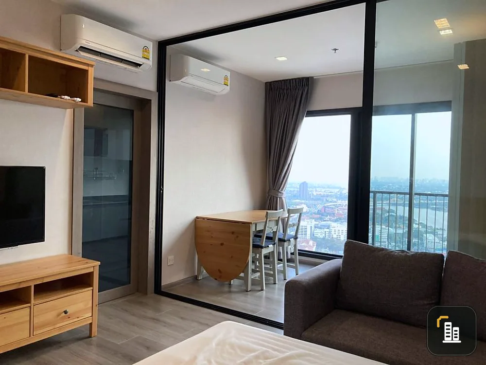 Urgent for rent !! Condo The Politan Reef, Chao Phraya River view, high floor, prime location, book now !!