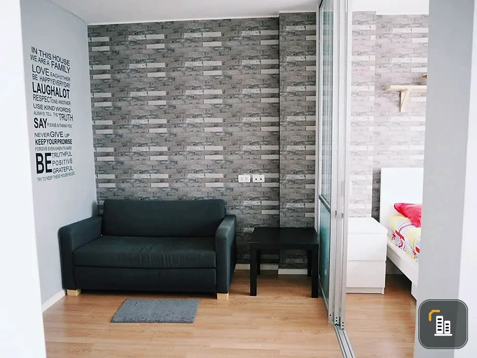 Urgent sale !! Condo Lumpini Ville On Nut 46, equipped with furniture, good location, close to the source of food, do not miss !!