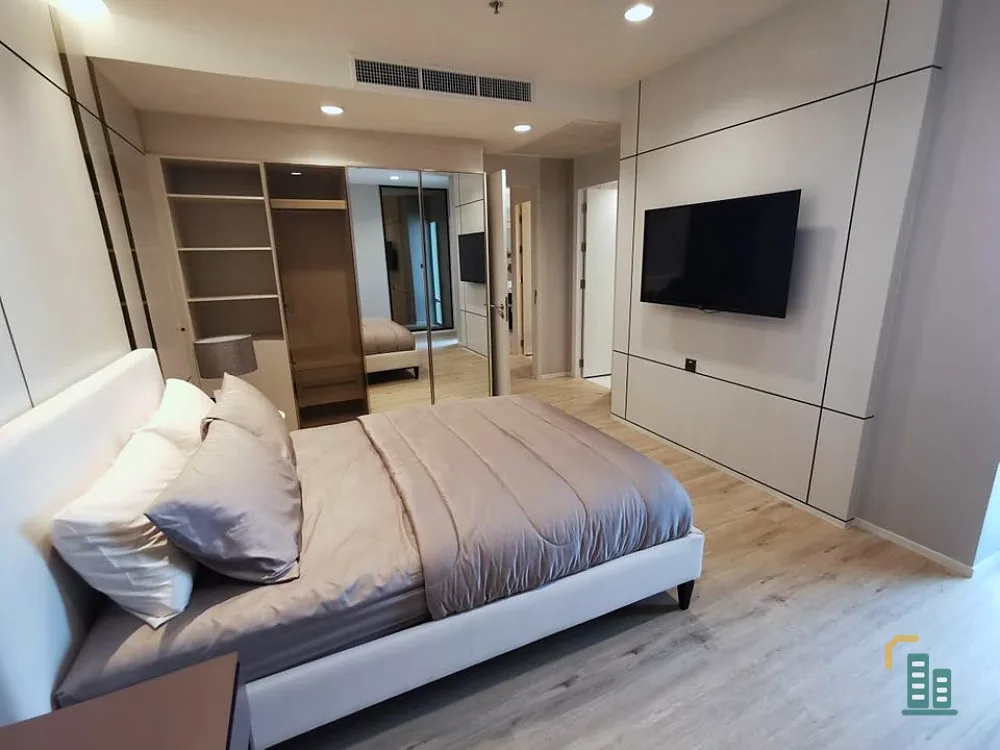 Urgent for rent !! Condo Nusasiri Grand, good location, convenient transportation, near shopping centers, do not miss !!