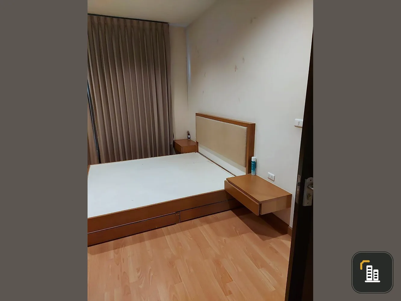 Urgent sale !! Baan Klang Krung Siam-Pathumwan Condo, prime location, convenient transportation in the center of the city, book now !!