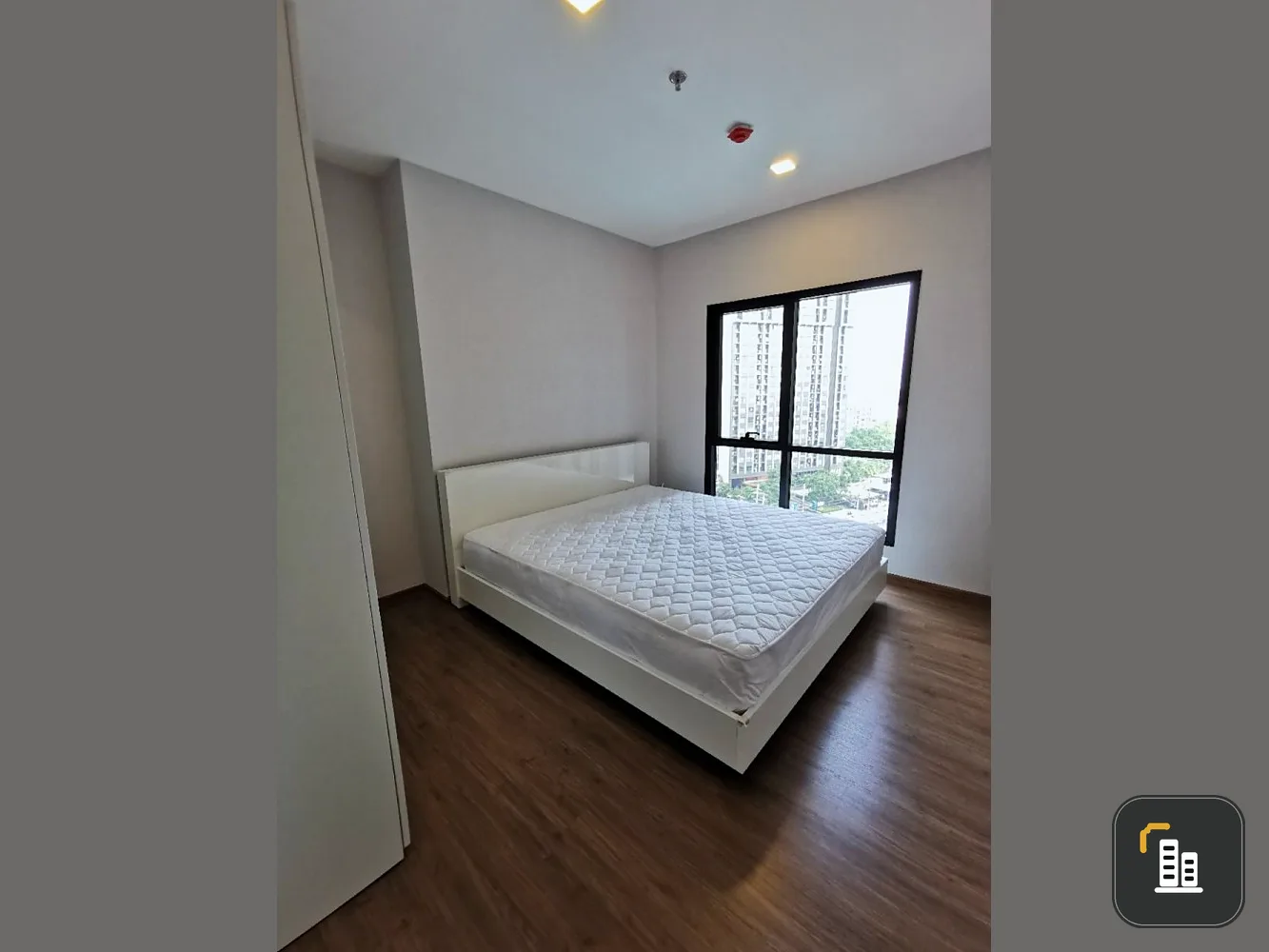 Sell Urgent!! Condo Metris Rama 9-Ramkhamhaeng, luxury condo, good location, pet friendly, book now!!