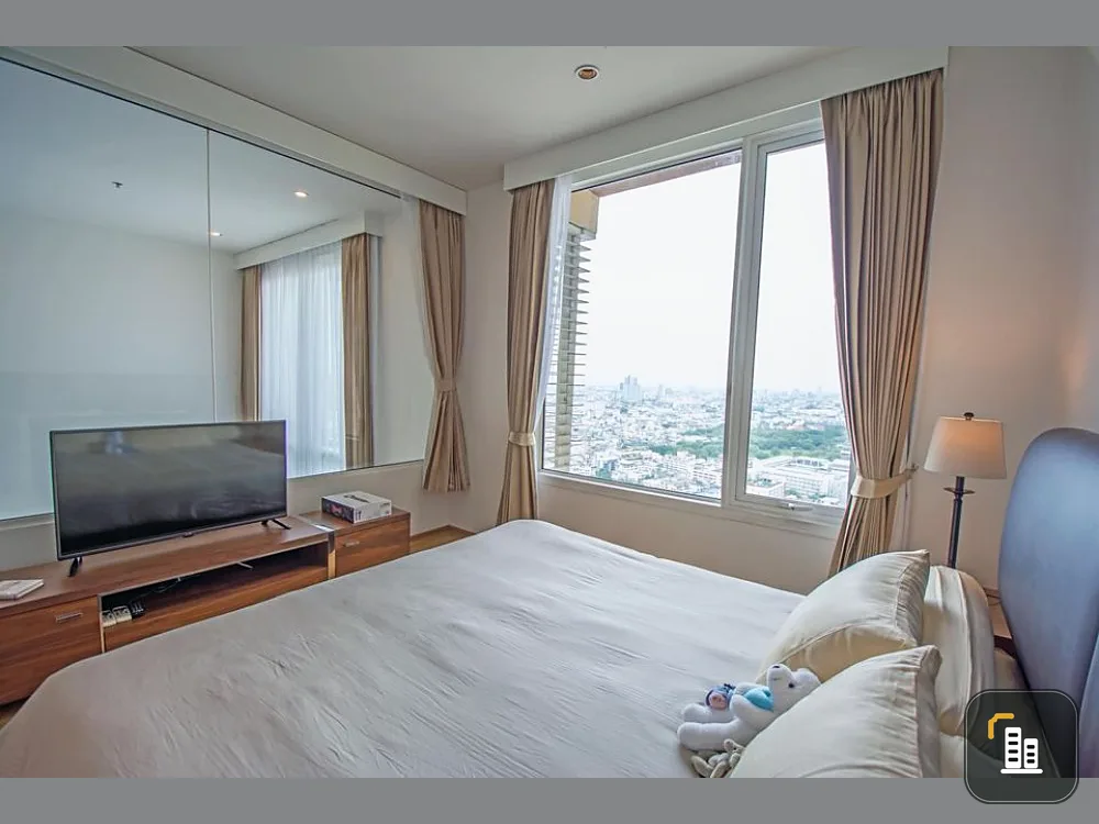 Condo for rent, Empire Place Sathorn-Narathiwas, Duplex room Very beautiful, lots of space Central, luxurious and inviting