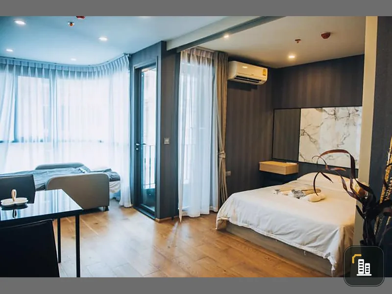 For rent Q CHIDLOM PHETCHABURI decorated in modern style. Fully furnished. If interested, hurry up.