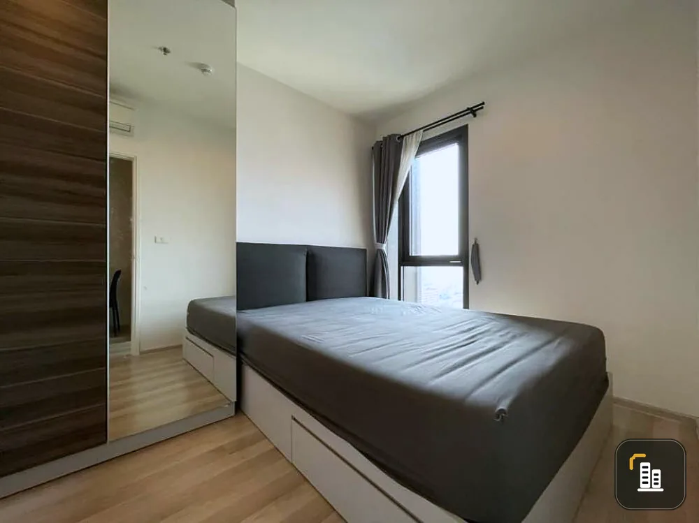 Condo Centric Ratchada-Huay Kwang, 1 bedroom, high floor, great view, fully furnished room. Book now