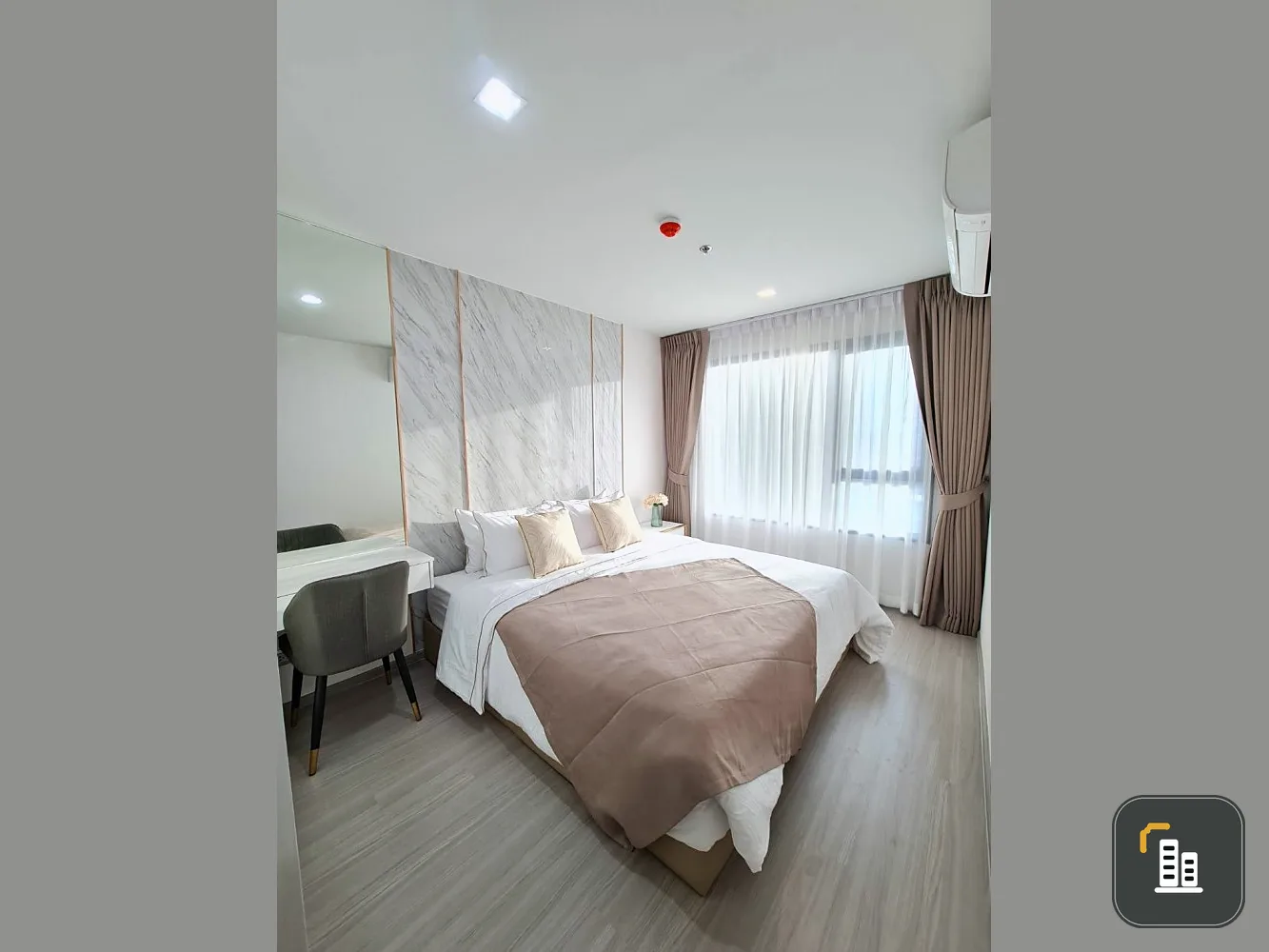 Life Ladprao, 1 bedroom condo for rent, beautifully decorated in Modern Luxury style, easy to travel, don't miss it.