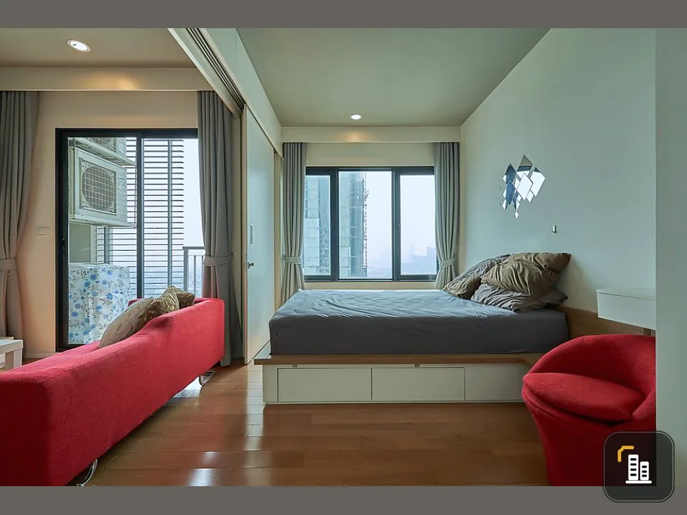 Condo for sale/rent, Block 77, 23rd floor, pool view, fully furnished, ready to move in, easy to travel, hurry and book now!