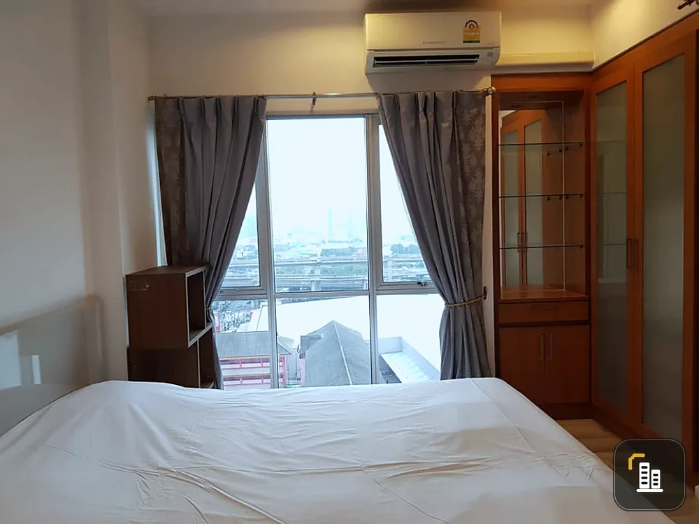 For rent, The Key Chaengwattana, beautiful room, pool view, very private, ready to move in. Don't miss it.