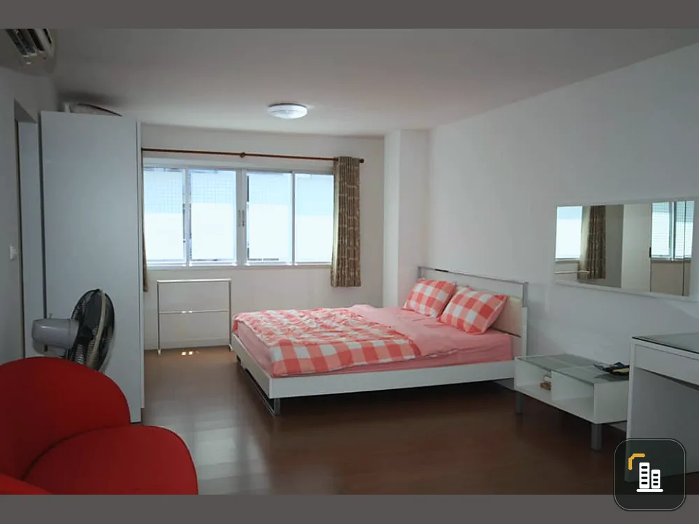 Sell/Rent Condo One X Sathorn-Narathiwat, corner room, clean, fully furnished, can't miss it.