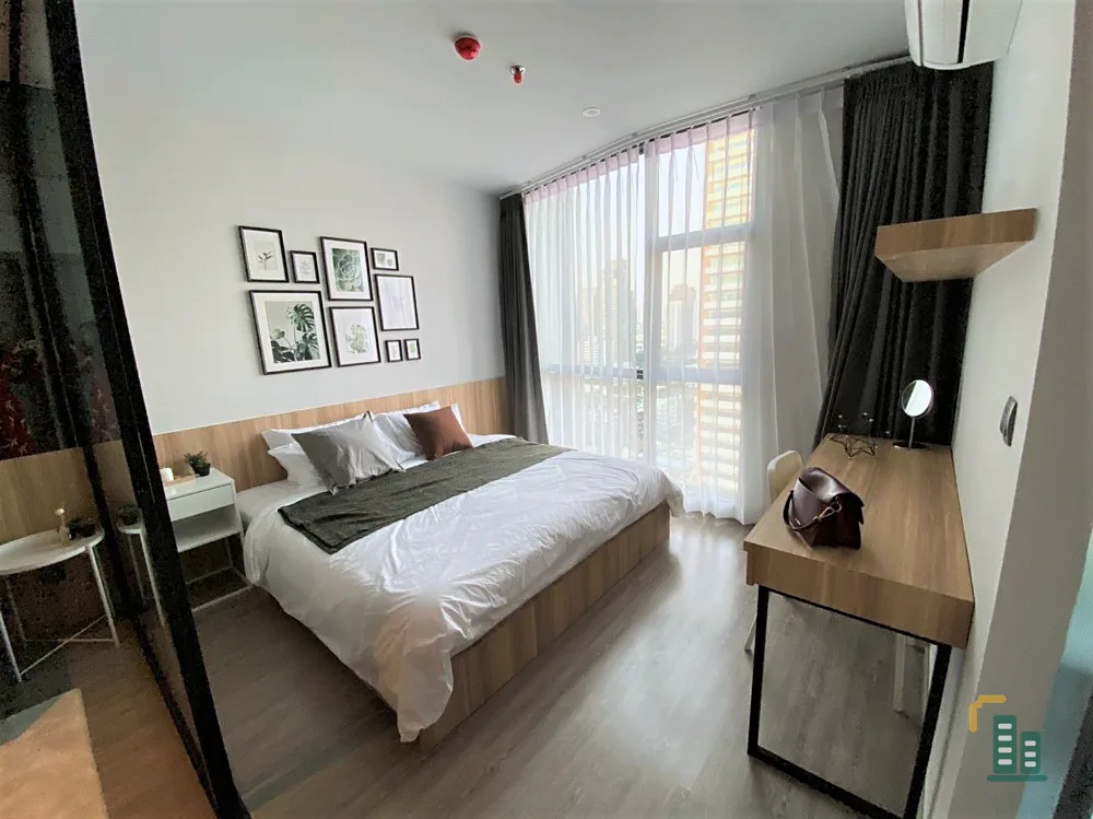 Sale/Rent Urgent!! Rhythm Ekamai Condo, fully furnished, high floor, beautiful view, don't miss it!!