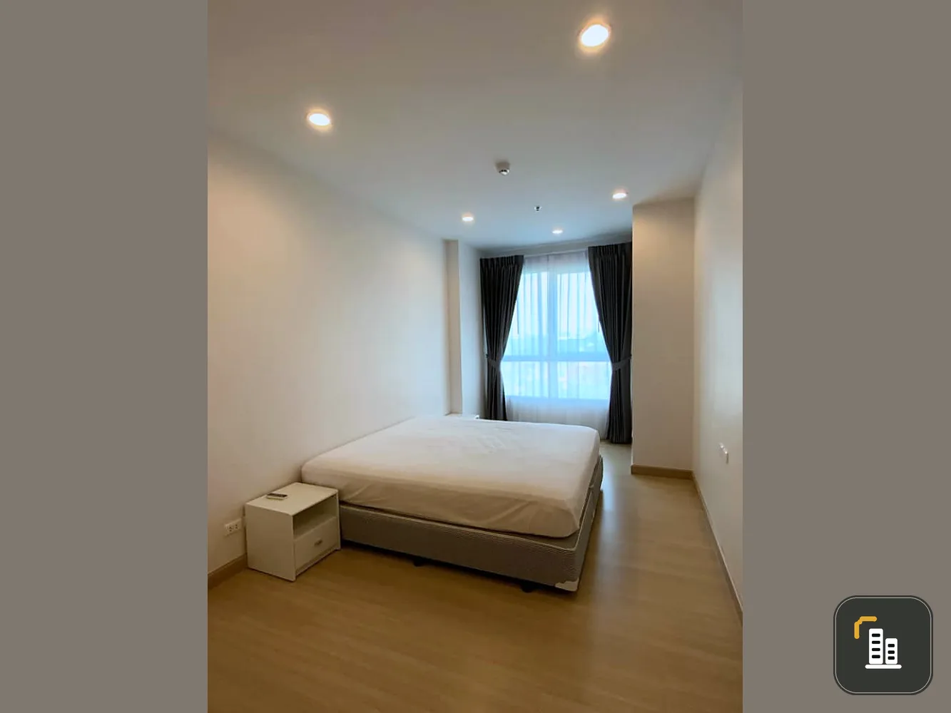 Condo for rent, Supalai Light Ratchada-Narathiwat-Sathorn, beautiful room, beautiful view, ready to move in. Don't miss it.