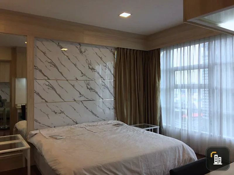 For rent, Baan Klang Krung, Siam-Pathumwan, 2 bedrooms, 2 bathrooms, completely renovated, fully furnished, hurry up, don't miss it.