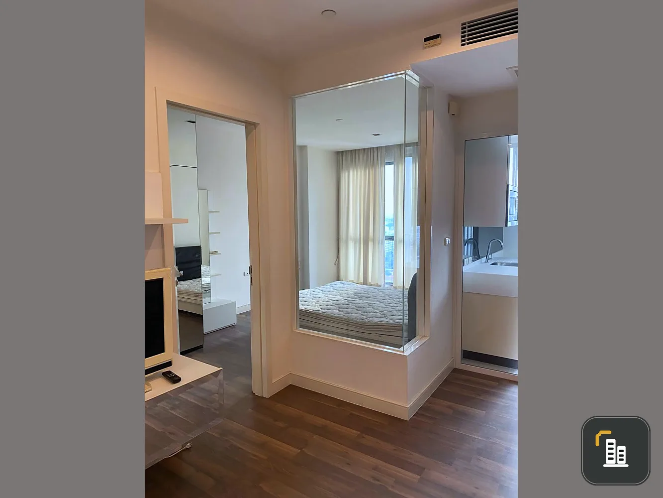 Sell/Rent Condo The Room Sukhumvit 62, next to bts, convenient transportation, ready to move in, good location, don't wait!!