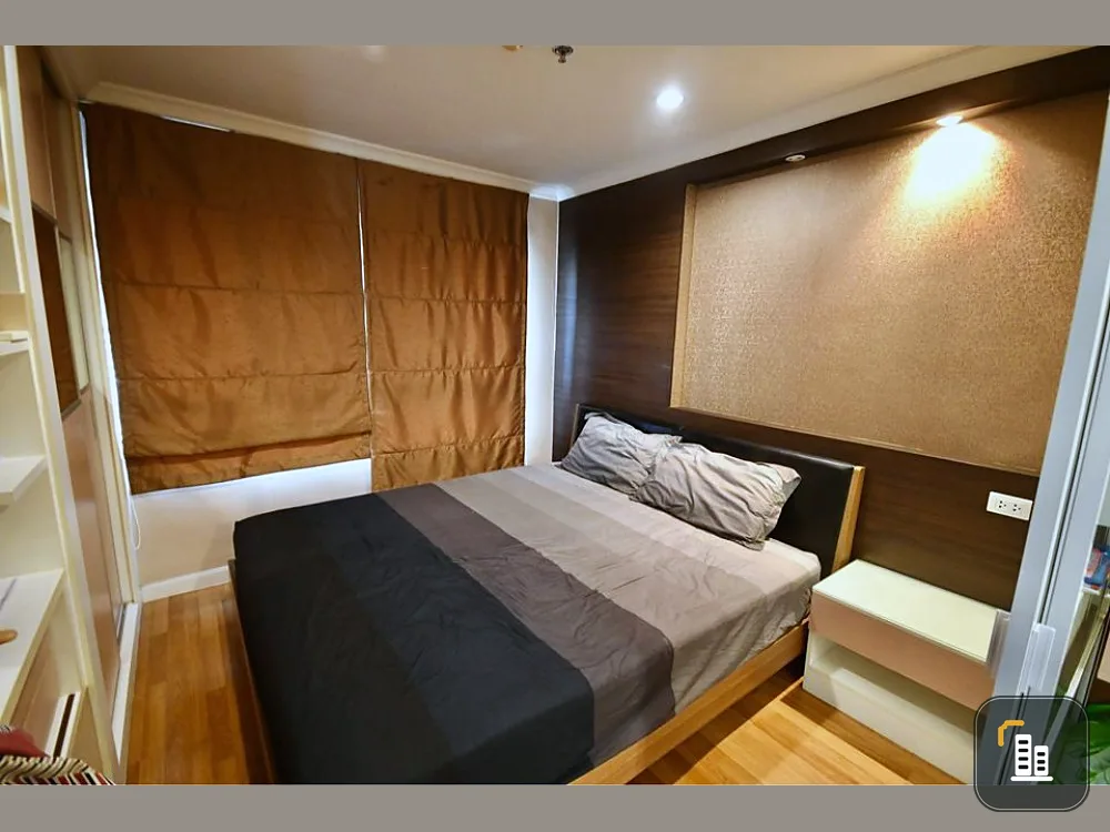 Condo for sale, Lumpini Place Rama 9-Ratchada, high floor, pool view. Well decorated, built-in, ready, don't miss it!!