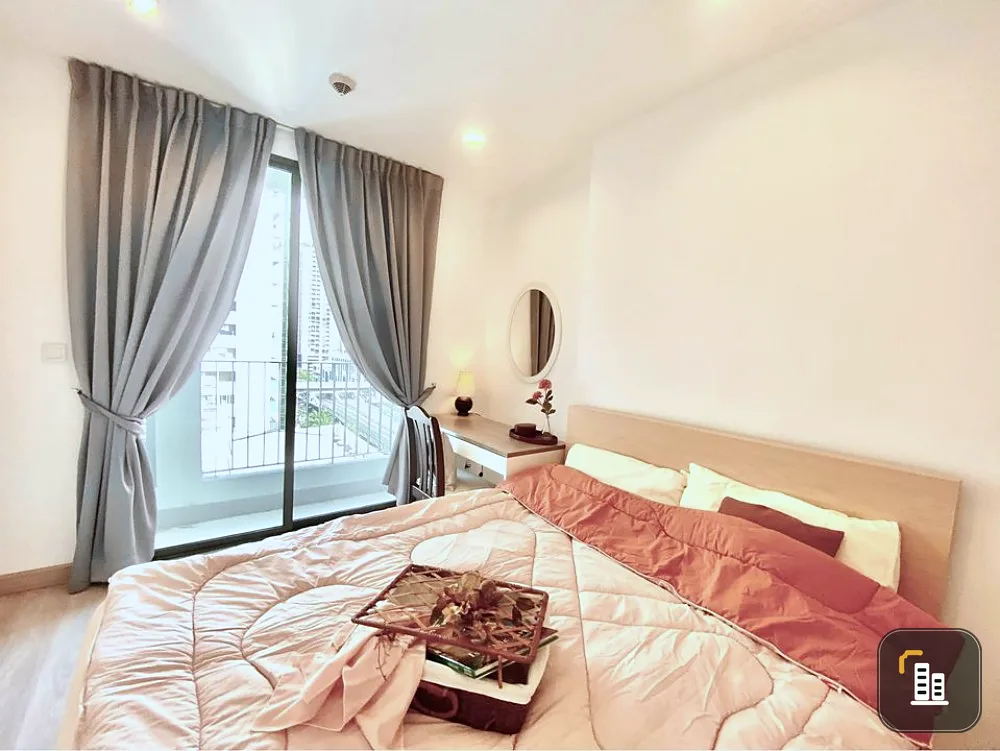 For rent, Ideo Mobi Phayathai, decorated room with tones, tone control, very pleasant, plus the price is very good, book now.