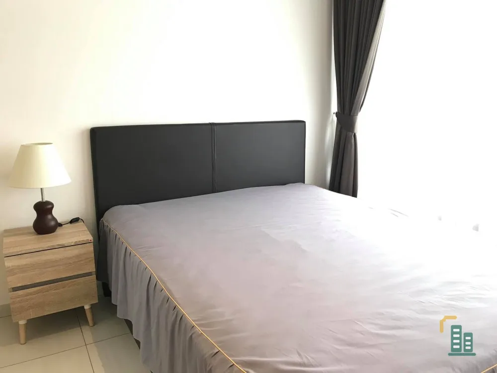 For rent urgently!! Condo The Loft Ekamai, good location, convenient transportation, near shopping areas, don't miss it!!