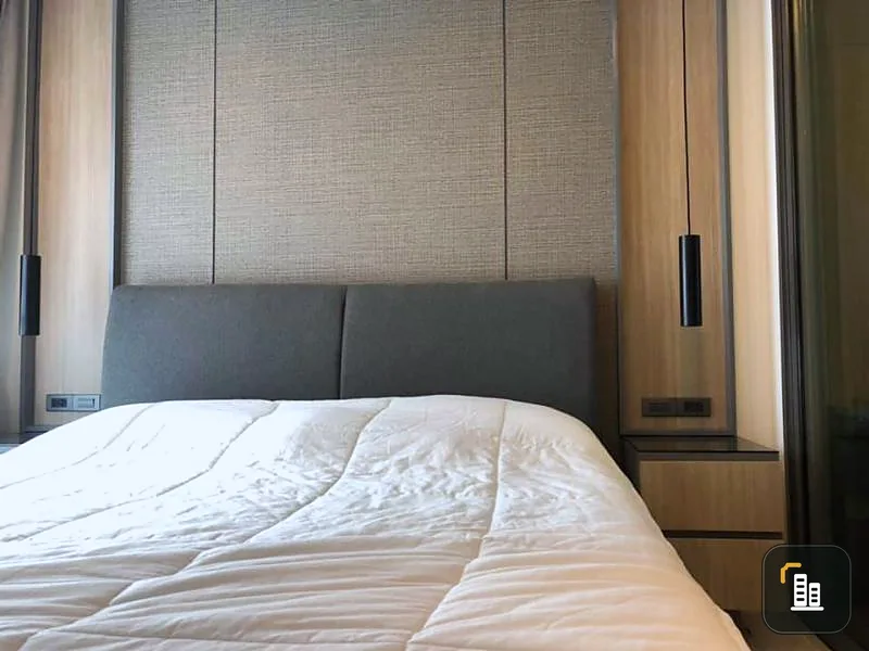 Condo for rent Rhythm Rangnam, super clean room Soft bed, built-in furniture, must be like this