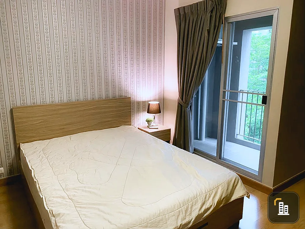 Condo for rent, Chapter One, The Campus, Kaset, 2 bedrooms, the most beautiful pool view in the condo. Bring your bag