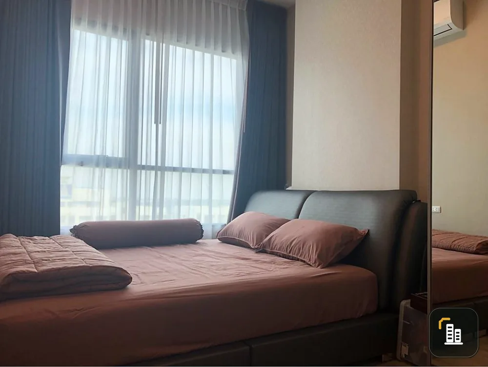 Condo for sale in Knightsbridge Collage Ramkhamhaeng, airy condo, high floor, good view Fully furnished and ready!!