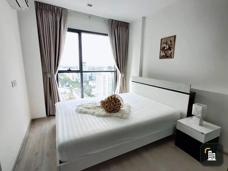 Condo for rent Rhythm Rangnam, corner room, most beautiful, divine decoration, too livable Book now. Trust Oak.