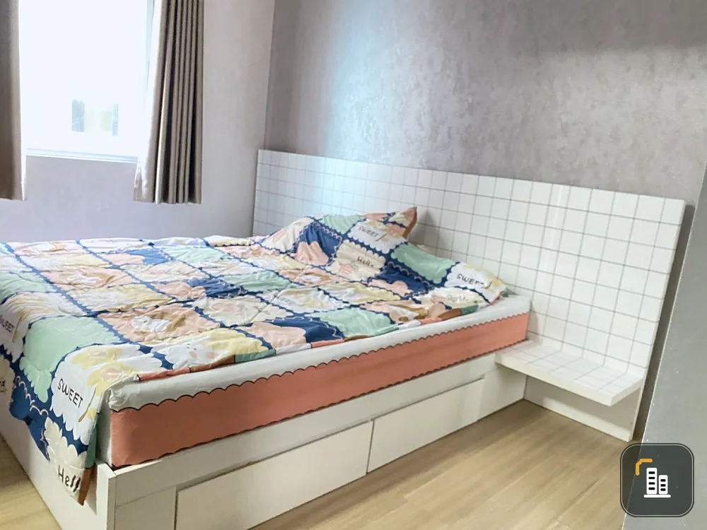 Sell/rent A Space Mega, fully furnished, pool view, cool breeze, don't miss it.