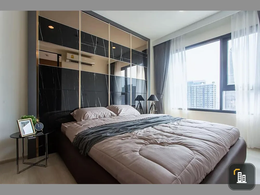 For rent Life Asoke, very beautiful room, full built-in, full furniture, plus a great view. Book now. If you are slow, you will be satisfied.