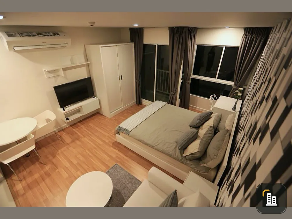 For rent We Condo, beautiful room, fully furnished, very nice, hurry!!