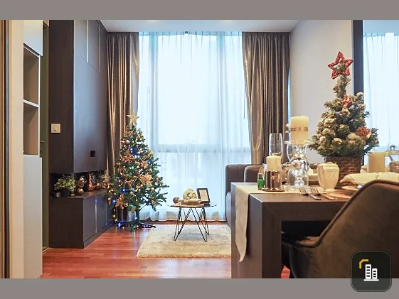 This room has a view of Baiyoke Tower. The room is beautiful. The view is beautiful. A good view like this is very rare.
