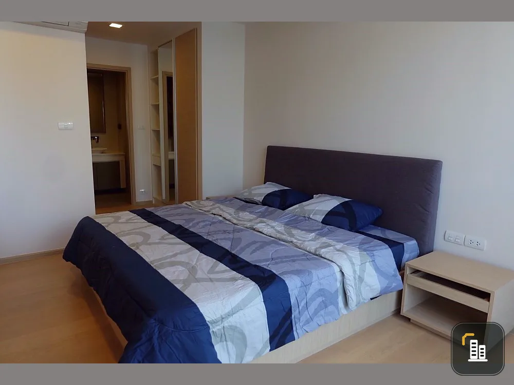 Sale/Rent Urgent!! Condo Liv @ 49, beautiful room, good location, near shopping areas, don't miss it!!
