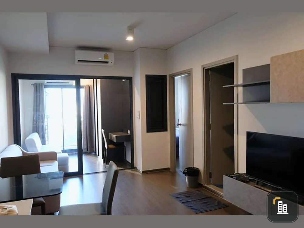 Condo for rent at Ideo Phaholyothin-Chatuchak Simple room, not many furniture, 2 bedrooms, 1 bathroom, size 47 sq m. Only 25000 baht.