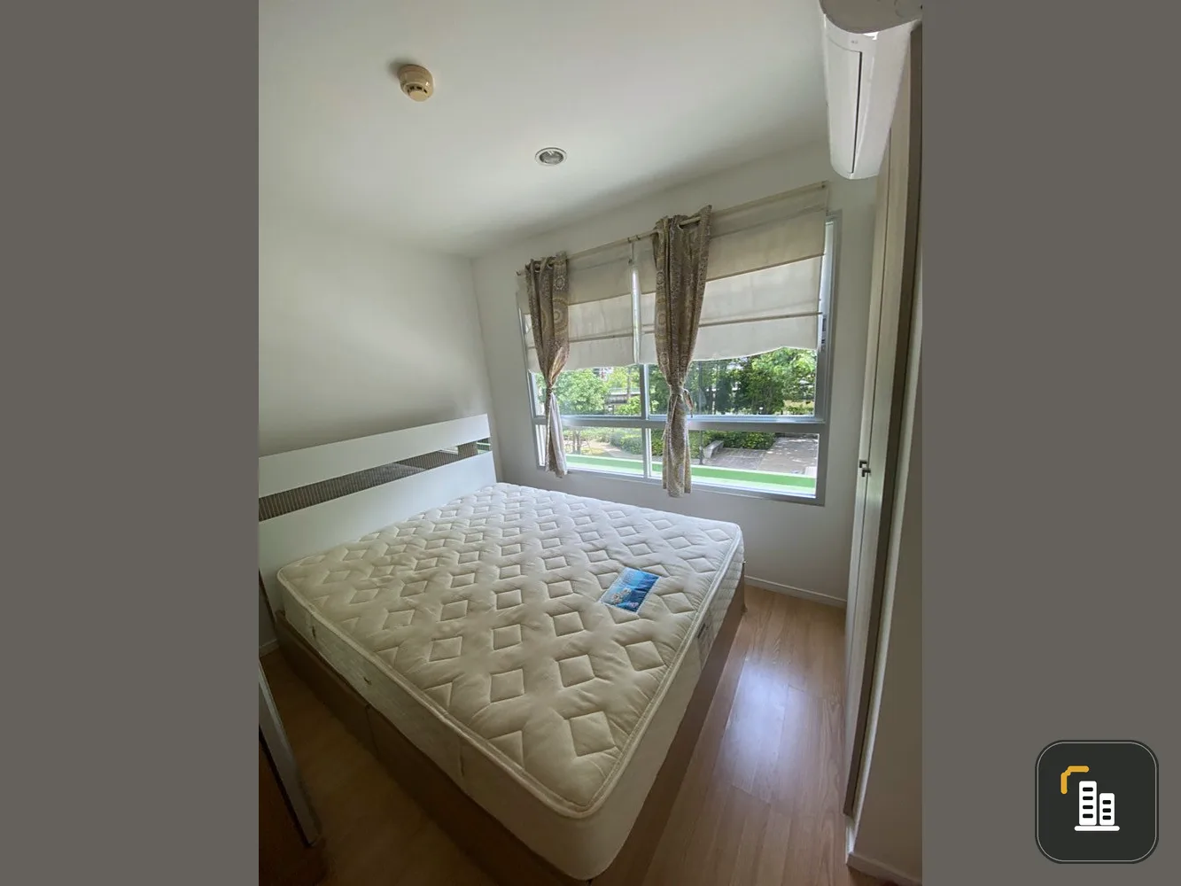 Quick sale!! Condo Lumpini Ville On Nut - Phatthanakan Furniture with electrical appliances, good location, book now!!