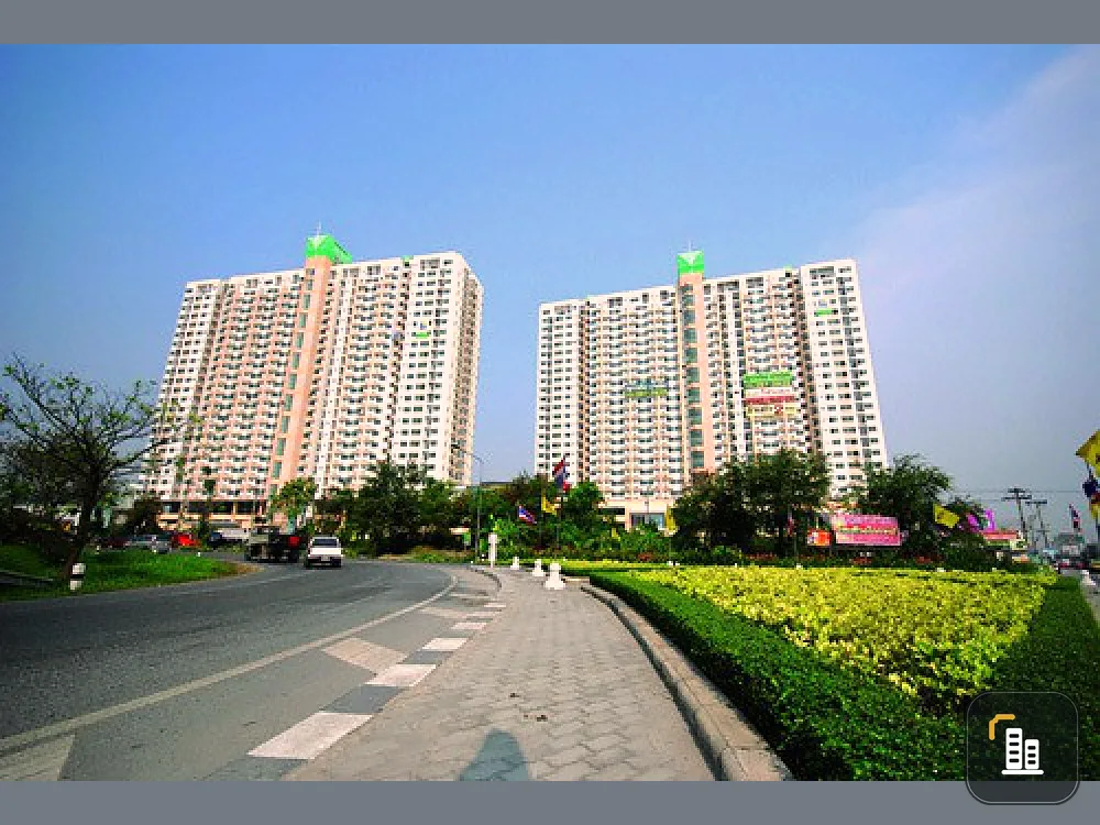 Quick sale!! Condo Supalai Park Srinakarin, near the yellow line. Full of amenities, book now!!