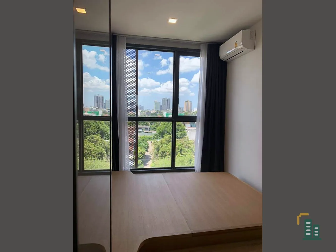Sale/Rent Urgent!! Condo Taka House Ekkamai 12, full of facilities, good location, do not hesitate, book now!!