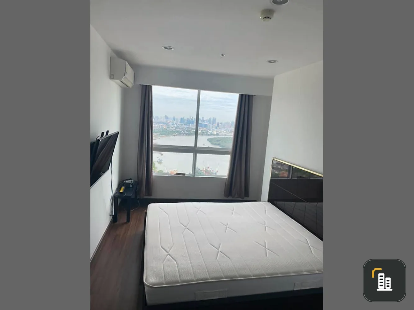 For Sale/Rent Supalai Prima Riva, fully furnished and ready to move in. Hurry up.