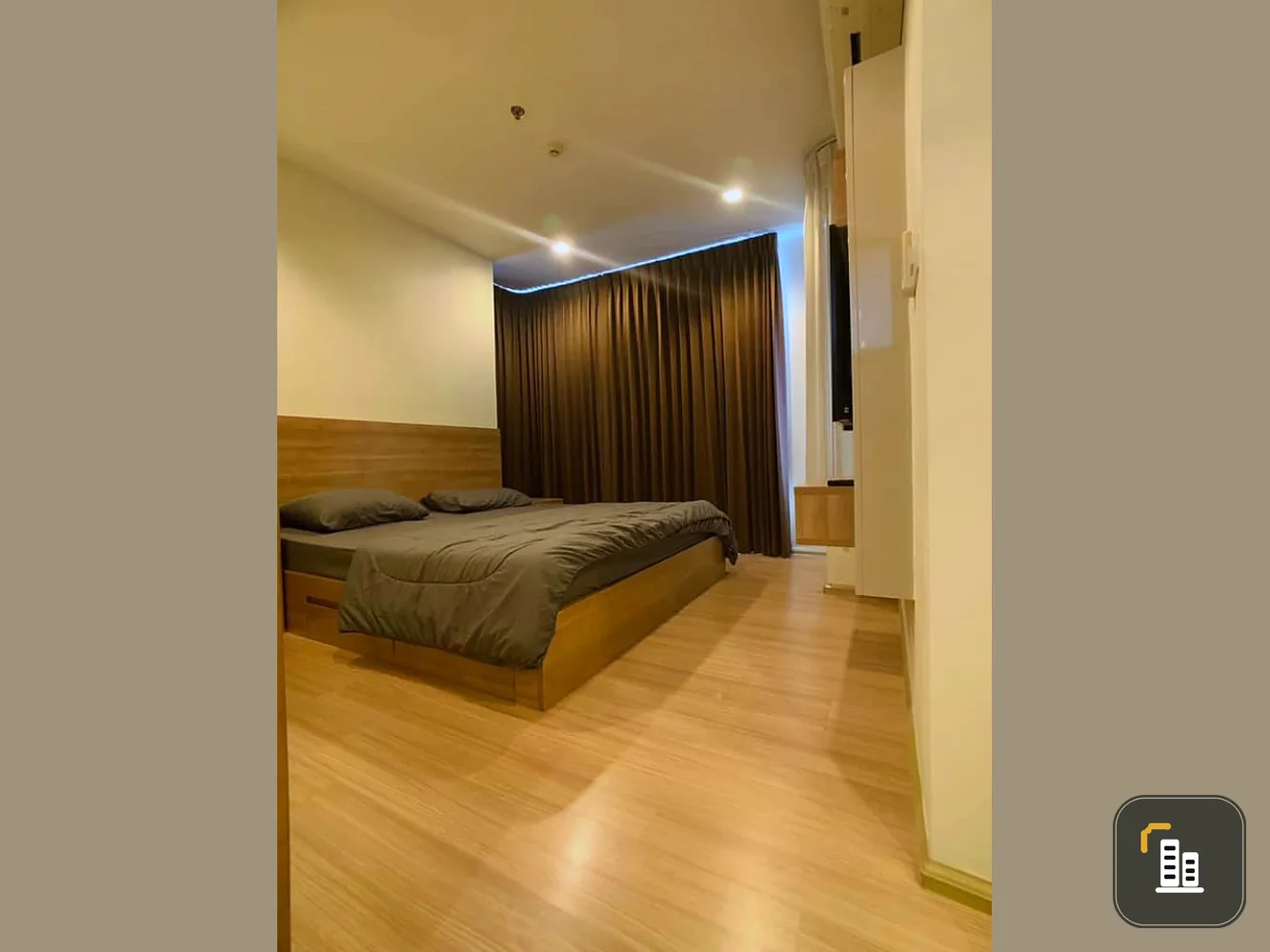 For rent urgently!! Condo Rhythm Ratchada-Huay Kwang, good location, convenient transportation, do not hesitate, book now!!