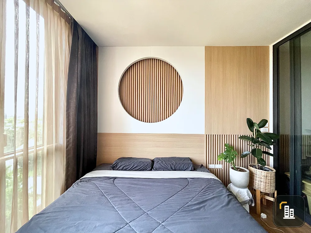 Quick sale!! Condo HASU HAUS, beautiful room, ready to move in Close to shopping areas, book now!!