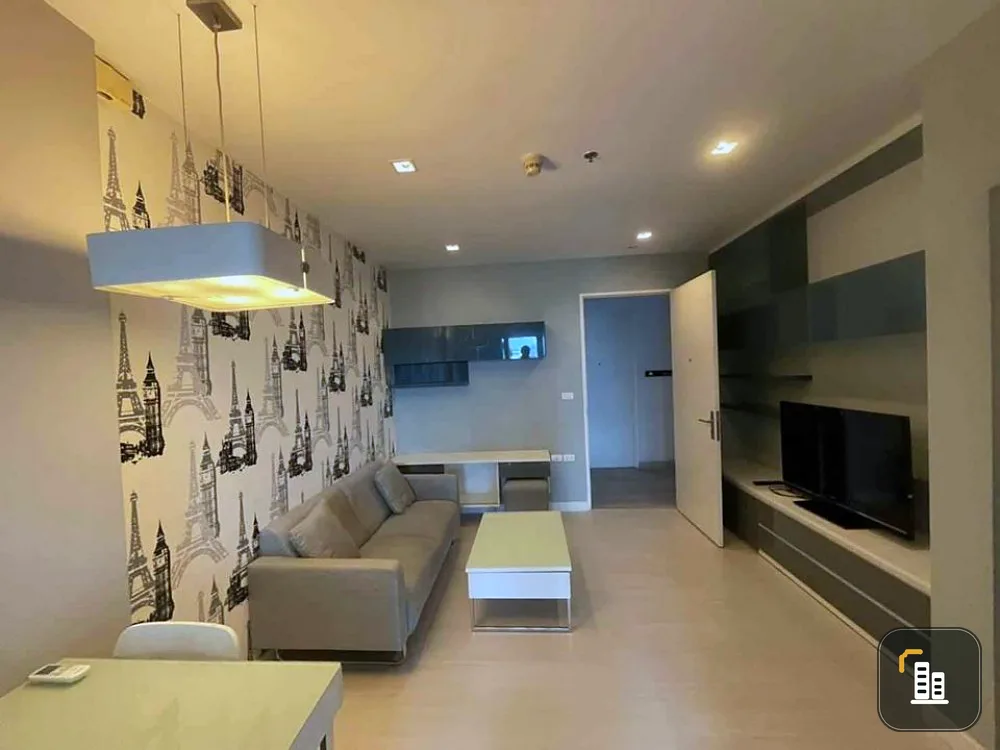 Urgent sale, The Room Ratchada-Lat Prao condo, large room, size 40 sq m.