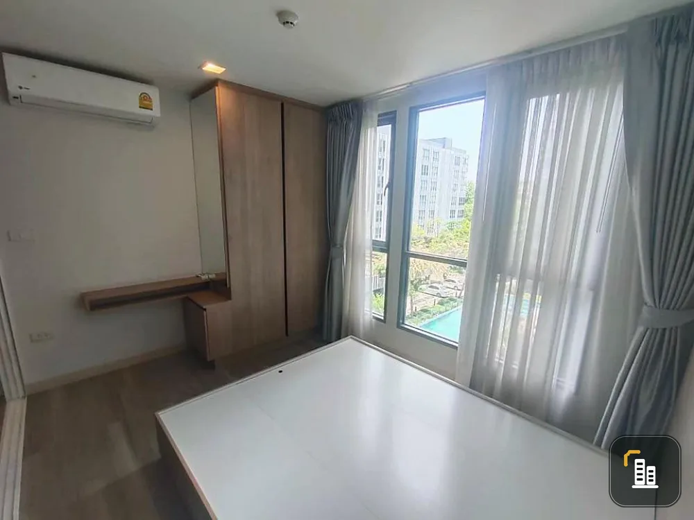 Quick sale!! Condo Monique Sukhumvit 64 pool view. full furniture Don't be late, book now!!