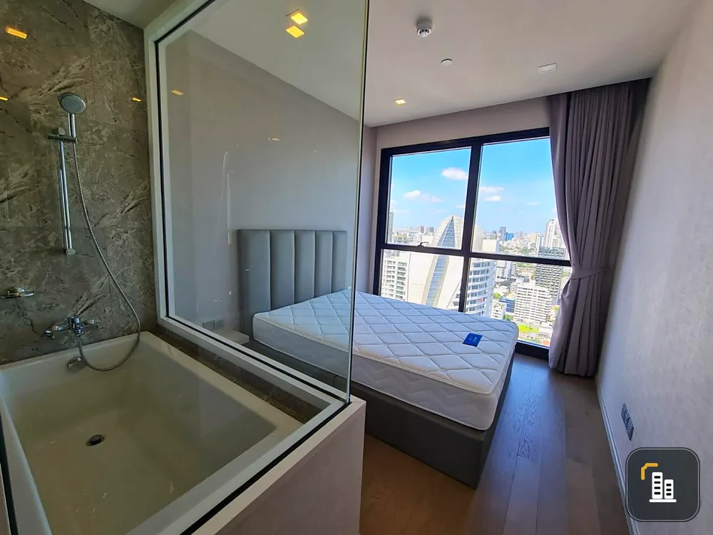 For rent urgently!! Ashton Asoke Condo, good location, convenient transportation, in the heart of the city, book now!!