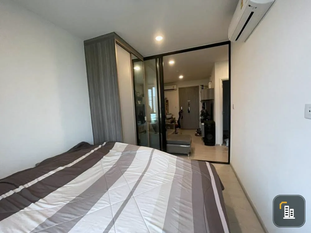 For Sale Knightsbridge Phaholyothin-Interchange built-in furniture, fully furnished, clear view, no building to block, book now.