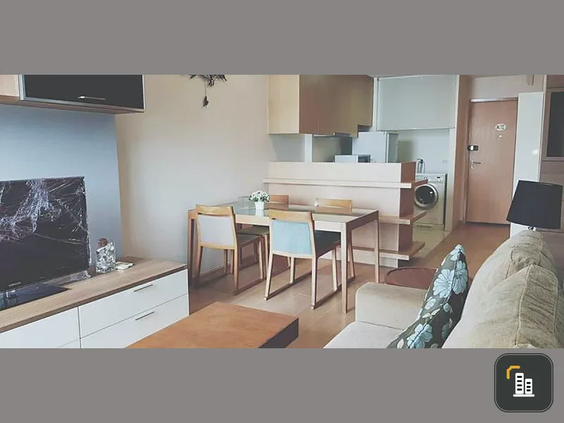 Urgent sale, Villa Rachatewi, large room, big bed, super cool, very cool, hard to find, wide room like this. If interested, reserve now.
