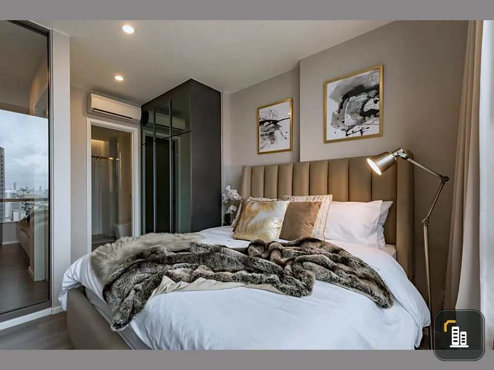 Sell/Rent Condo The Room Sukhumvit 69, fully furnished with electrical appliances, don't miss it.