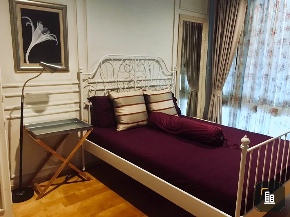 Urgent for rent !! Condo Villa Rachatewi, Duplex room, high floor, complete furniture, book now !!