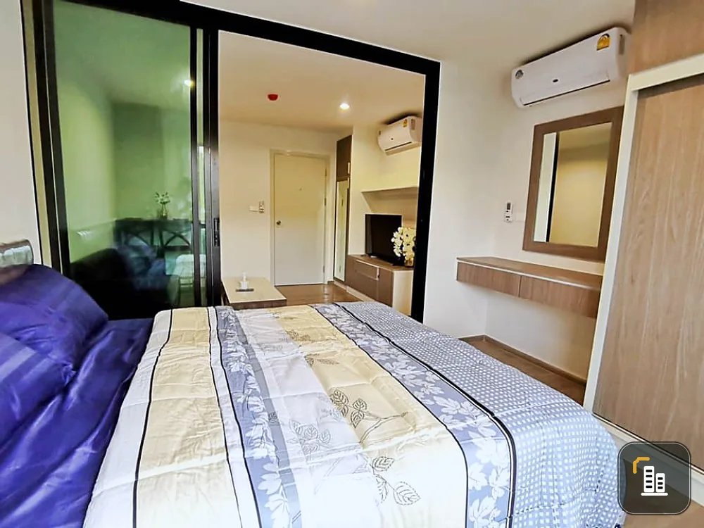 Condo for sale, Reach Phahon Yothin 52, airy view, fully furnished and electrical appliances. Ready to carry the bag in.