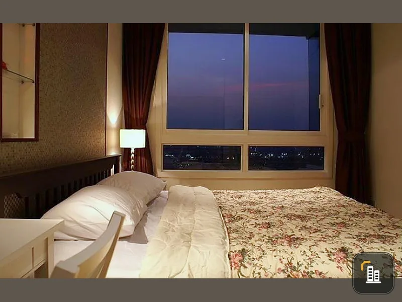 Villa Rachatewi for rent, beautiful room, good view, fully furnished, 1 bedroom, central area, very good, ready to move in. Hurry up, don't wait.