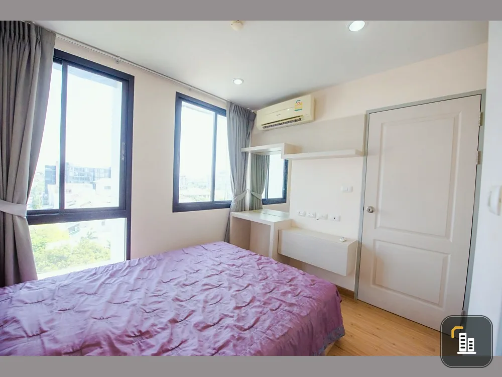 Sale/Rent Le Rich @ Aree station, fully furnished and electrical appliances. Can't reserve anymore !!