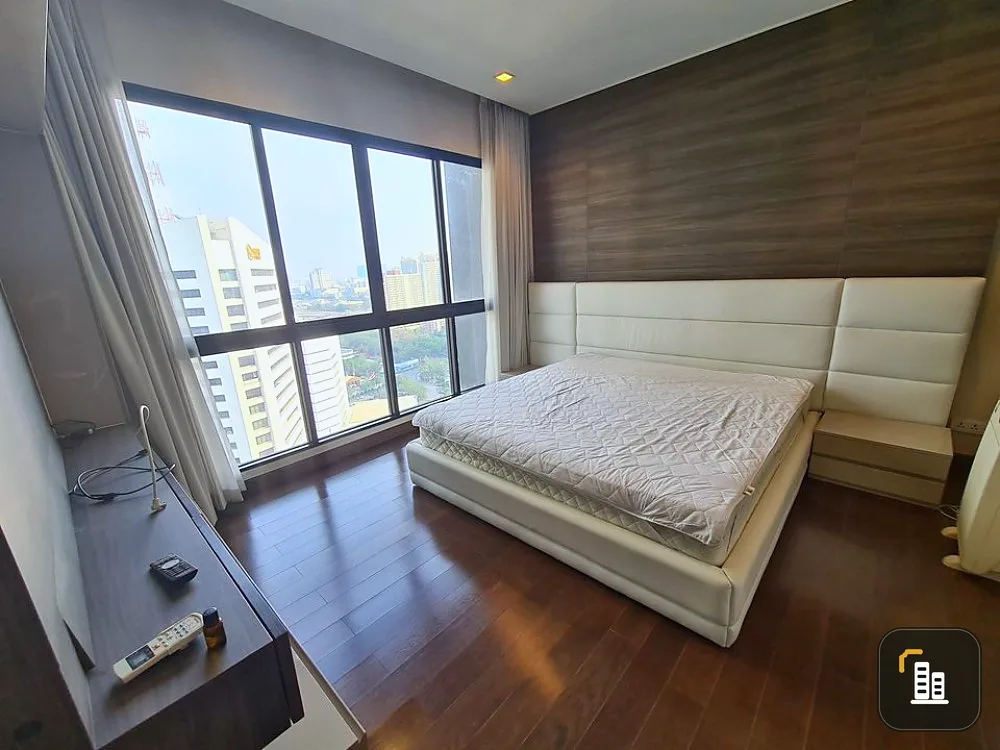 For rent Ivy Ampio, beautiful room, luxurious, classy. Suitable for large families Useful space. Book now. Don't miss it.