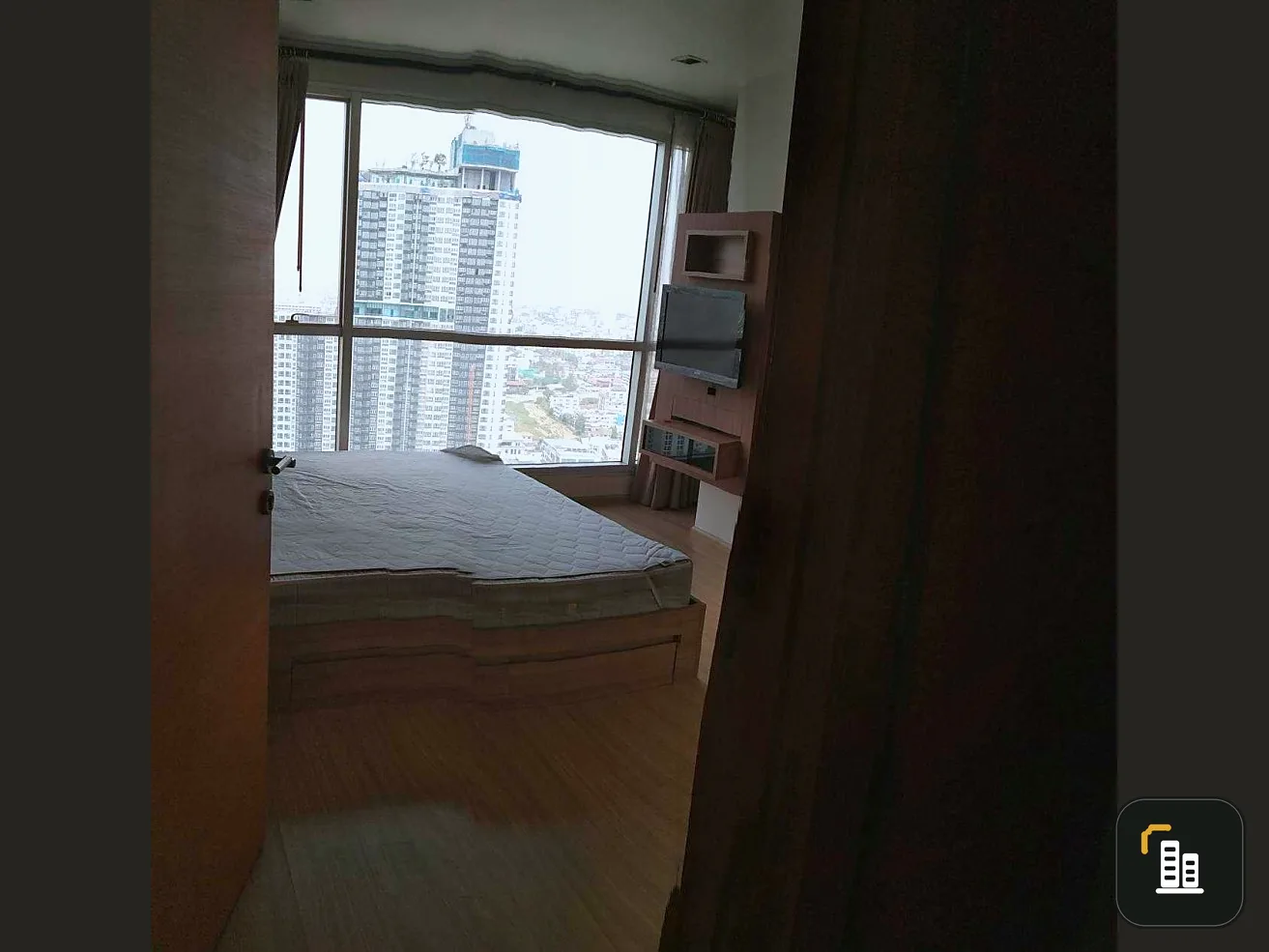 Rhythm Ratchada Condo for rent, wide room, lots of usable space, beautiful room, beautiful view, if interested, hurry before you miss it.
