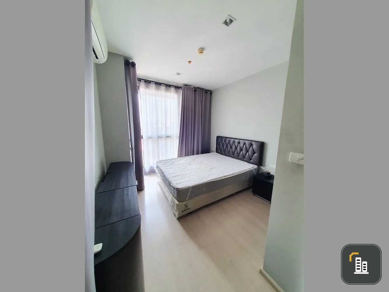 Condo for rent, Rhythm Sukhumvit 44/1, 8th floor, fully furnished, ready to move in, near the train station, don't miss it!!