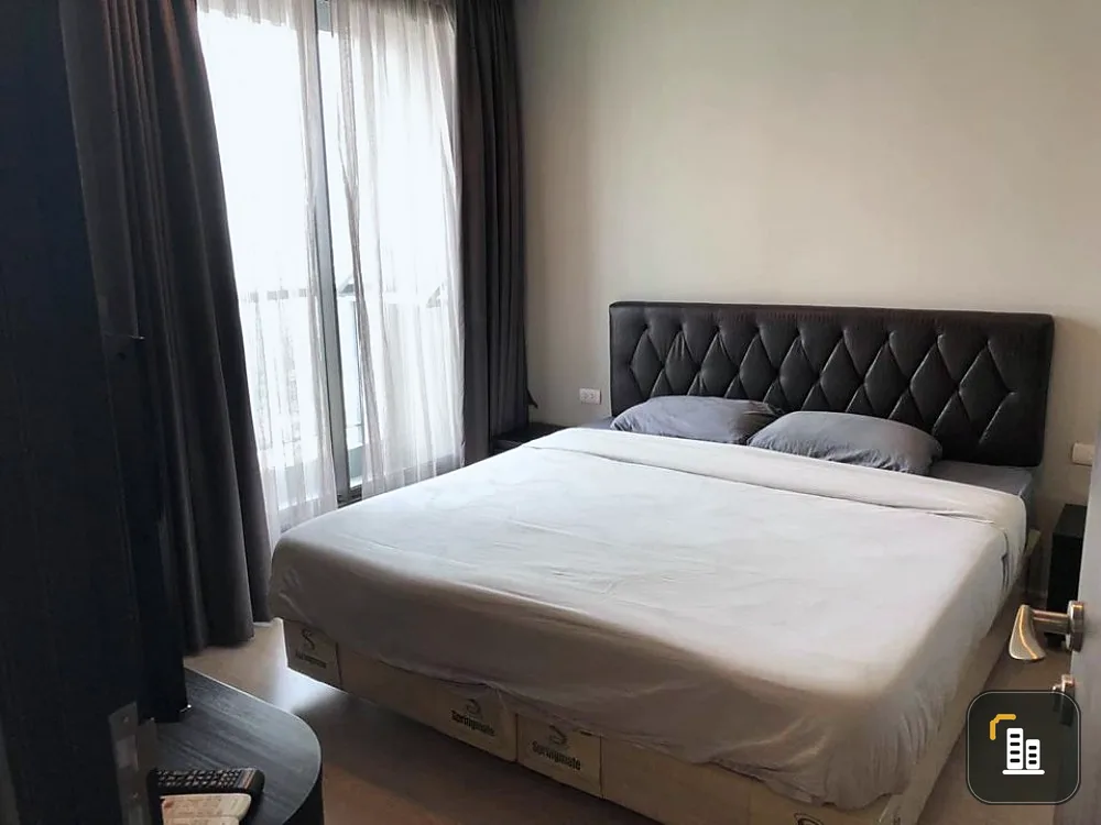 Condo for rent, Rhythm Sukhumvit 44/1, next to BTS Phra Khanong, high floor, beautiful view, ready to move in. Don't miss it!!